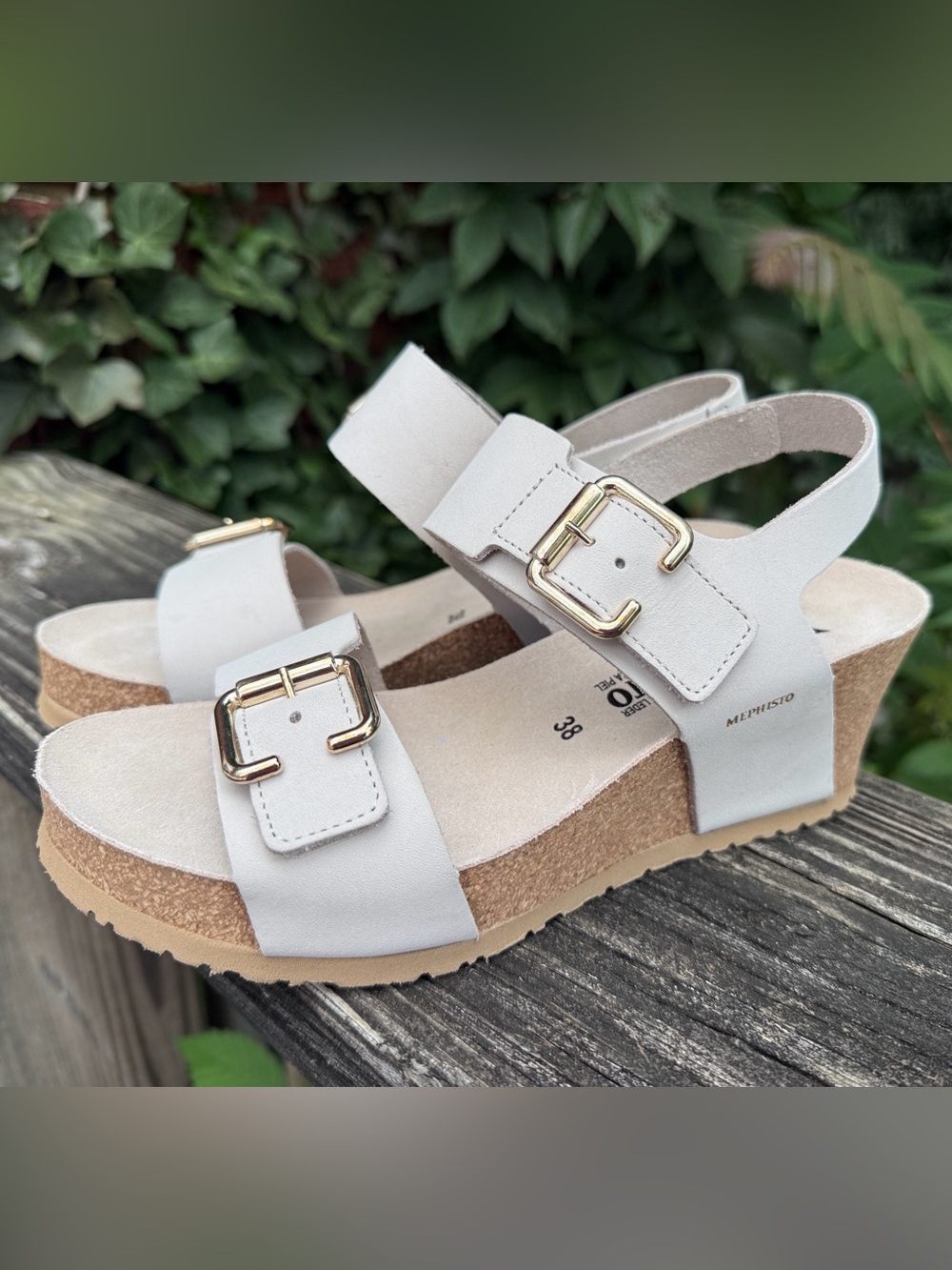 Mephisto Lissandra Cream Wedge Sandals Like New EU 38 US 8